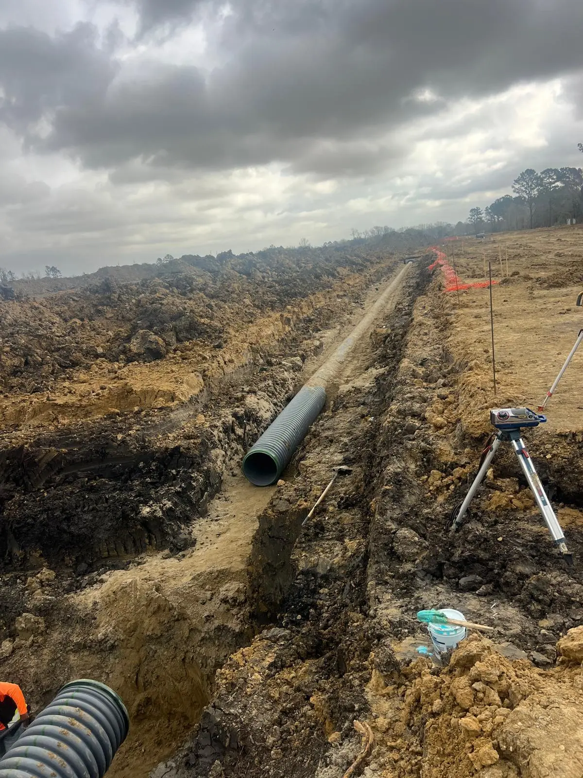 DJM crew installing underground process pipe